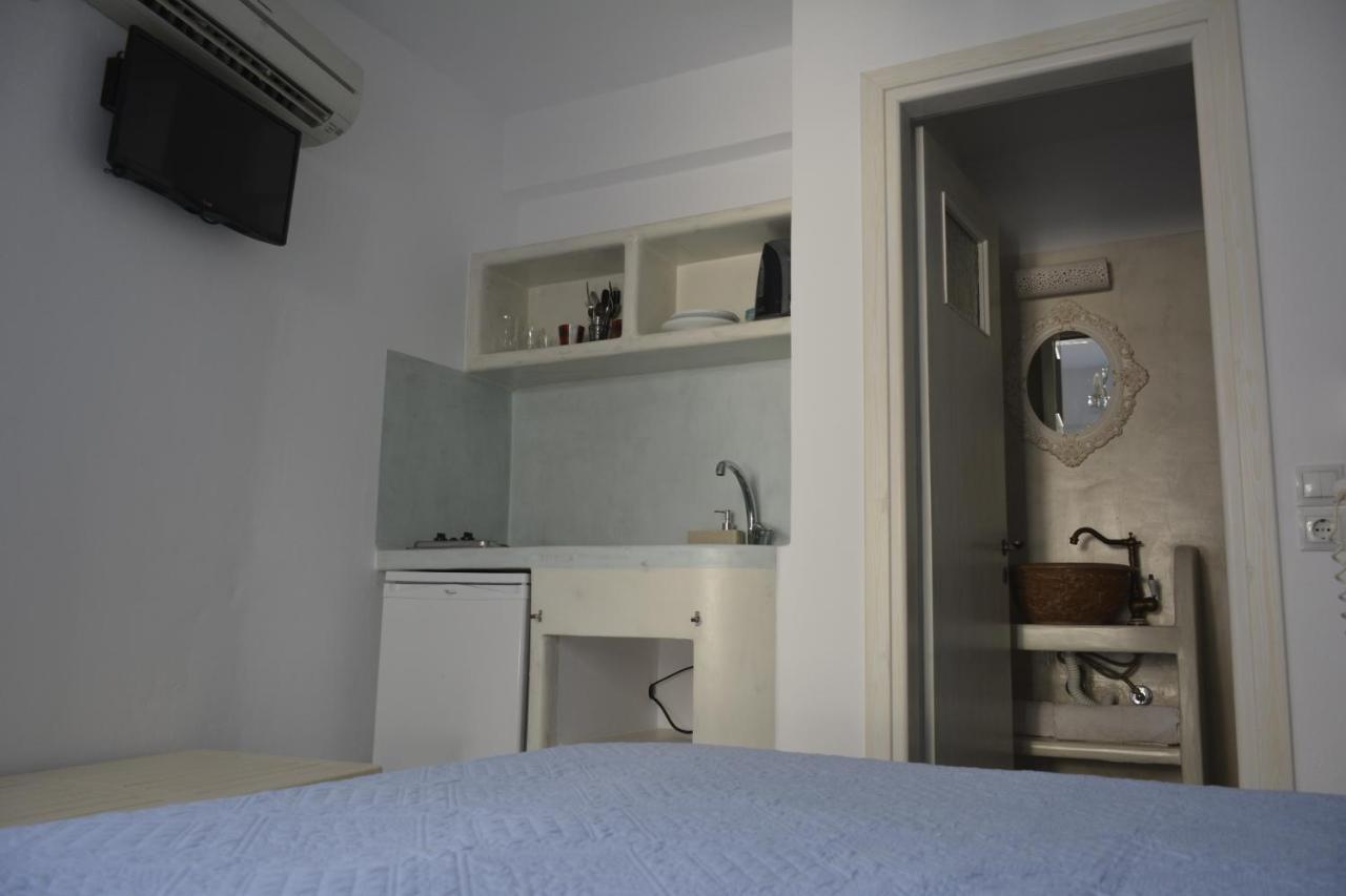 Studios Bourgos Naxos City Exterior foto