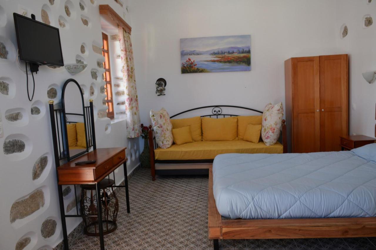 Studios Bourgos Naxos City Exterior foto