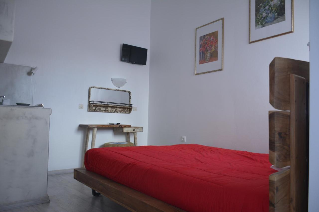Studios Bourgos Naxos City Exterior foto